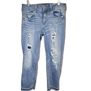 AMERICAN EAGLE OUTFITS Women's Sz8 Cropped Distressed Light Denim‎ Jeans